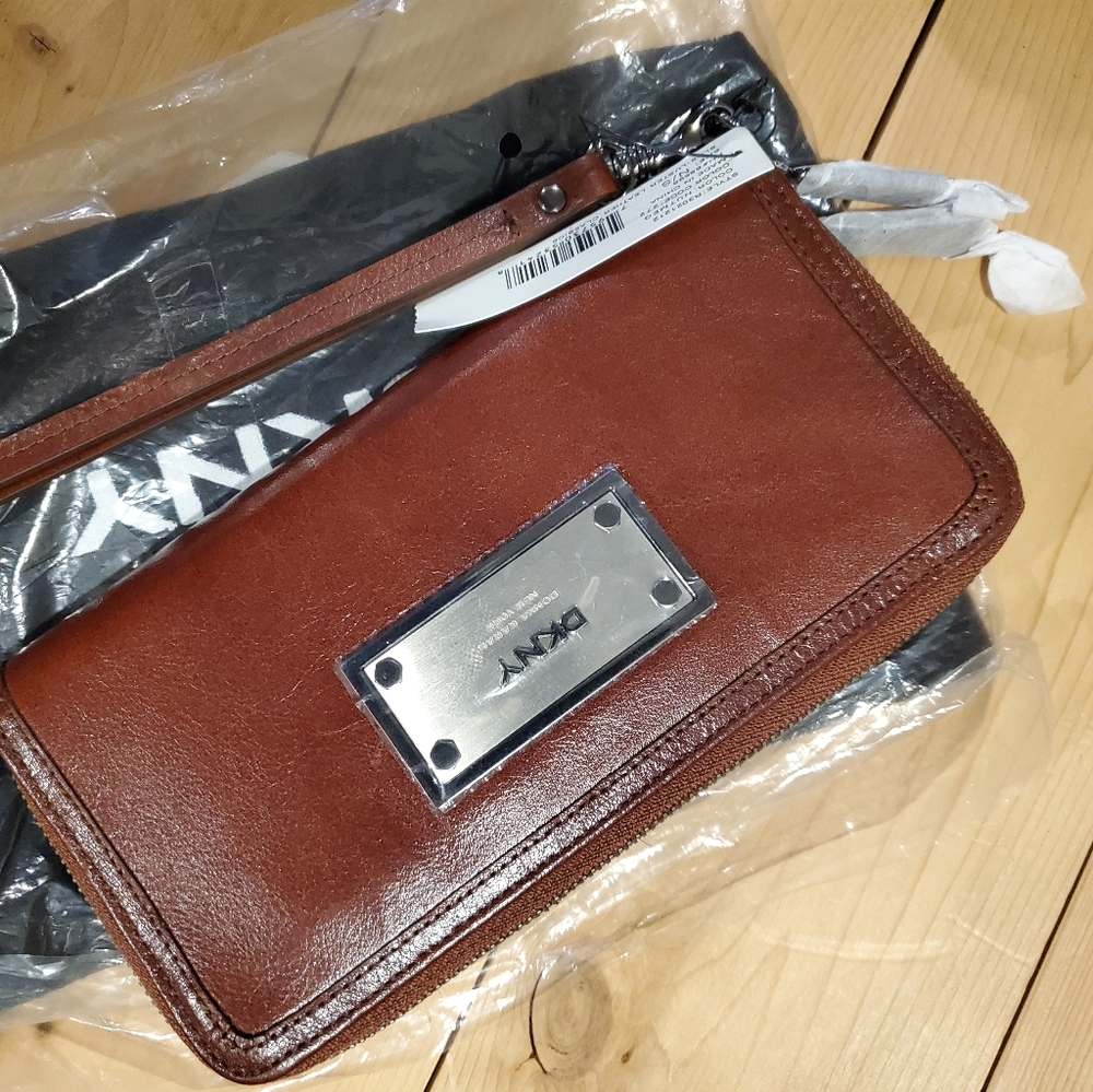 Dkny Wallet or Wristlet
